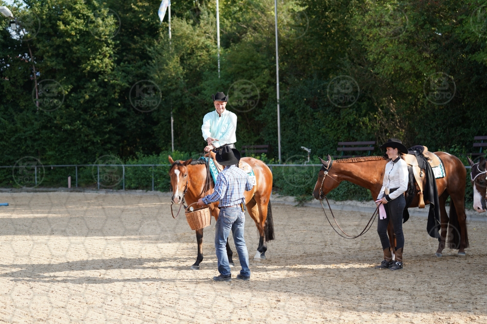 s_A9_01153.jpg